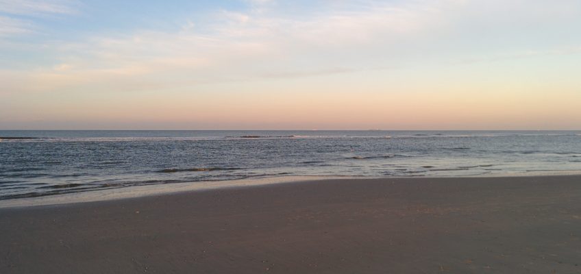 Sonnenuntergang am Strand vom Spiekeroog